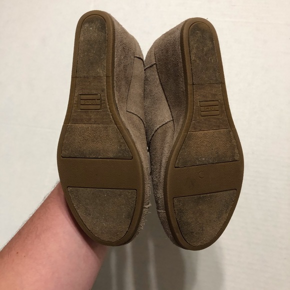 Toms Desert Taupe Kala Suede Lace Up Wedge Booties - Picture 9 of 10
